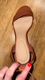 Dámské kožené sandály Tommy Hifiger 39 - 5