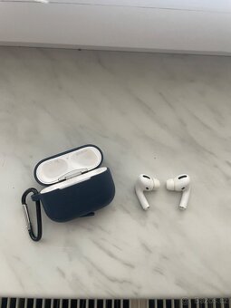 Apple AirPods pro - 5