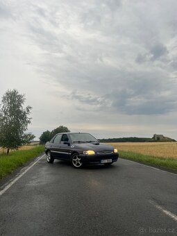 Ford Escort 1.6 16V - 5