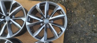 Originální alu kola Audi Q7 SQ7 4M0 R21 - 5