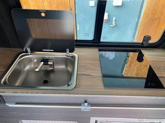 OBYTNÁ VESTAVBA VOLKSWAGEN TRANSPORTER T5,T6, -DPH - 5