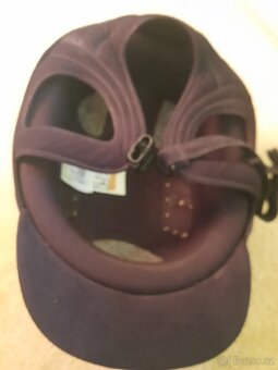 Jezdecká přilba a chrániče na koně - 5