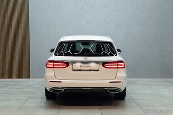 Mercedes-Benz E220d 143kW, automat, 4x4, 2021, DPH - 5