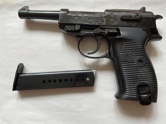 Expanzní pistole Walter P38 - 5