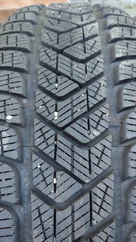 Komplet zima 5x112 Tiguan 2, Kodiaq, Q2-3 215/65 R17 - 5