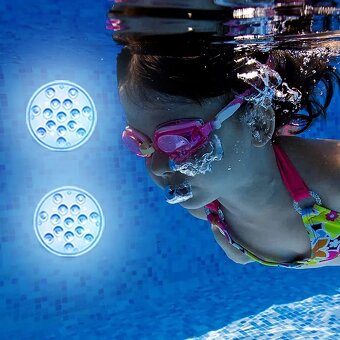 Set 4 kusů podvodních RGB LED světel + 2 ovladače - 5