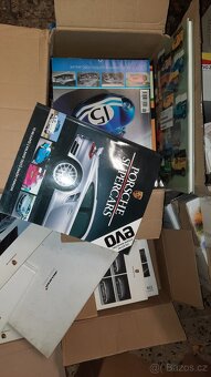 Prospekty a Knihy Porsche - 5