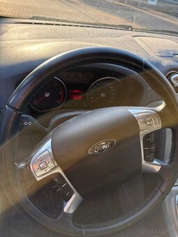 Ford GALAXY - 5