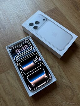Apple iPhone 17 Pro 256GB stříbrný - 5