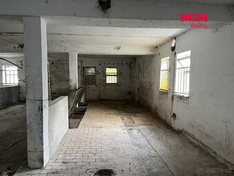 Prodej zemědělského objektu, 1320 m², Dešenice - 5