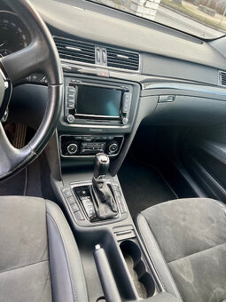 Superb Combi 2.0TDI 4x4 DSG, navi, jen 92tis km - 5