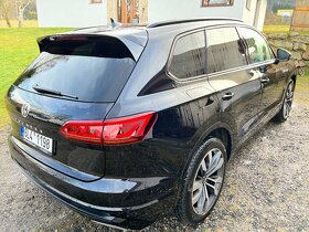 TOUAREG 3,0tdi R-Line 210kw,Black Style FULL - 5