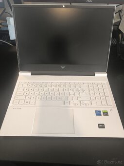 Notebook HP Victus RTX 3060, i5-11400H - 5