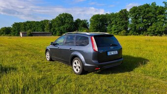 Ford Focus kombi 2010, 1.6. benzín, TOP stav - 5