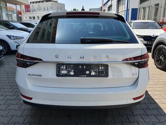 Škoda Superb iV Combi Style 1.4TSI 160kW DSG 56tkm Virtual - 5