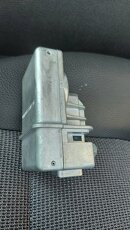 Mercedes W204 W207 W212 zamek volantu emulator - 5