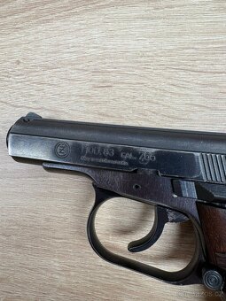 CZ 83 v ráží 7,65 Browning - 5