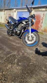 Suzuki GS 500 - 5