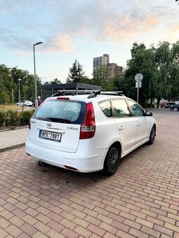 Hyundai I30 1.4i 2010 - 5