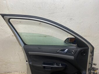 ŠKODA OCTAVIA 2 2004-2013 - LEVÉ PŘEDNÍ DVEŘE KOMPLETNÍ 9102 - 5