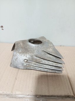 Jawa 350 pérák nebo Ogar kryt karburace poškozený - 5