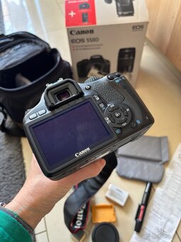 Zrcadlovka Canon EOS 550D - 5