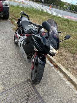 Kawasaki ER-6 - 5