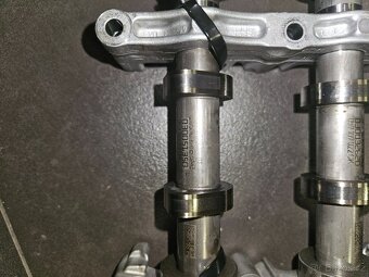 VACKY 3,0 TDI 200KW CRT AUDI Q7 4M - 5