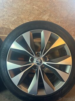 ALU Kola ŠKODA 5x112 R18 CASSIOPEIA Letní Pneu 235/45/18 - 5