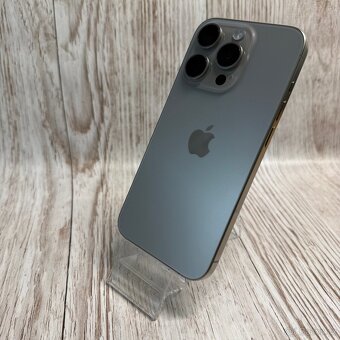 iPhone 15 Pro 128GB, nature, 100% baterie,vada na displayi - 5