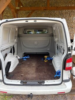 Trojsedačka VW T5 - 5
