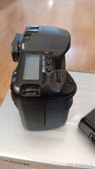 Canon EOS 10D - 5