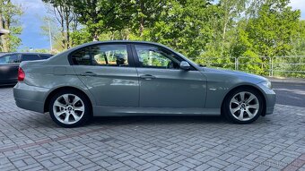 BMW e90 318d - 5