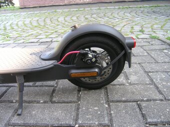 KOLOBĚŽKA XIAOMI SCOOTER PRO 2 - 5