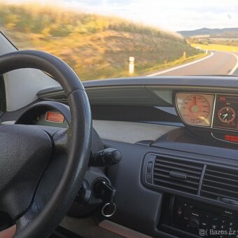 Peugeot 807 2.0 HDI 100 KW - 5