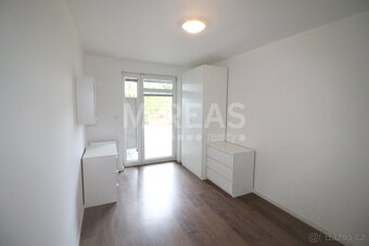 Poděbrady, pronájem bytu 2 + kk, 36 m2 + terasa 33 m2, okr. - 5