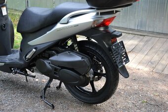 Suzuki Sixteen 150i - 5