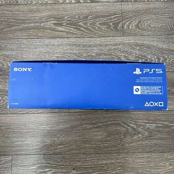 Krabice od Playstation 5 slim digital verze - 5