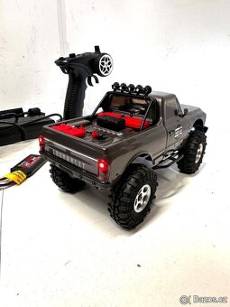 ZÁNOVNÍ Axial SCX24 v MEGA tuningu - 5