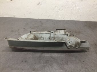 ŠKODA ROOMSTER 2006-2015 - PRAVÉ ZADNÍ SVĚTLO - 5