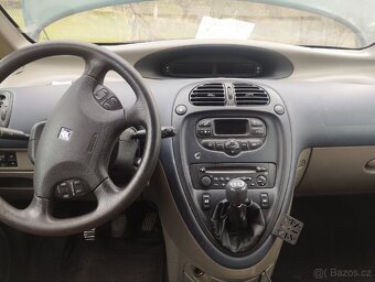 Prodám Citroen Xsara Picasso 1.8i - 5