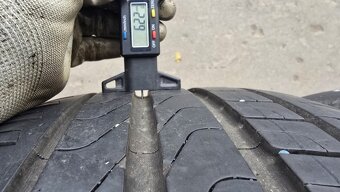Letní pneu 245/40/19 Pirelli - 5
