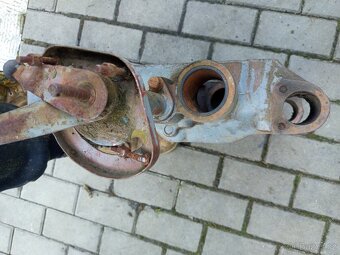 Víko hydrauliky Zetor - 5
