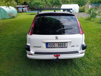Prodám Peugeot 206 SW 1.4 hdi r.v 2003 - 5