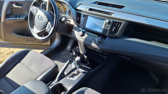Toyota RAV 4 2.0 benzín,aut.,4x4 - 5