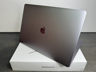 MacBook Pro 15'' 2016 / i7 / 16GB / 512GB SSD / Space Gray - 5