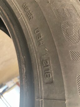 Prodám letní pneu BRIDGESTONE 215/60 R17 - DUSTER - 5
