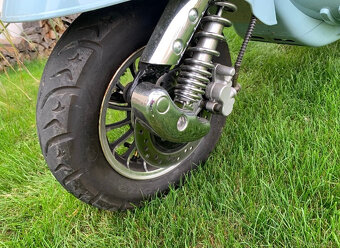 Elektroskútr Sunra - ideální dárek k vánocům, STK do 2030 - 5