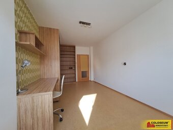 Znojmo, pronájem bytu OV 3+1, 104 m2, zimní zahrada, rekonst - 5