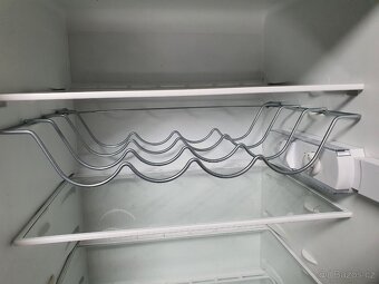 TOP VESTAVNÁ lednice s mrazákem SIEMENS - 5